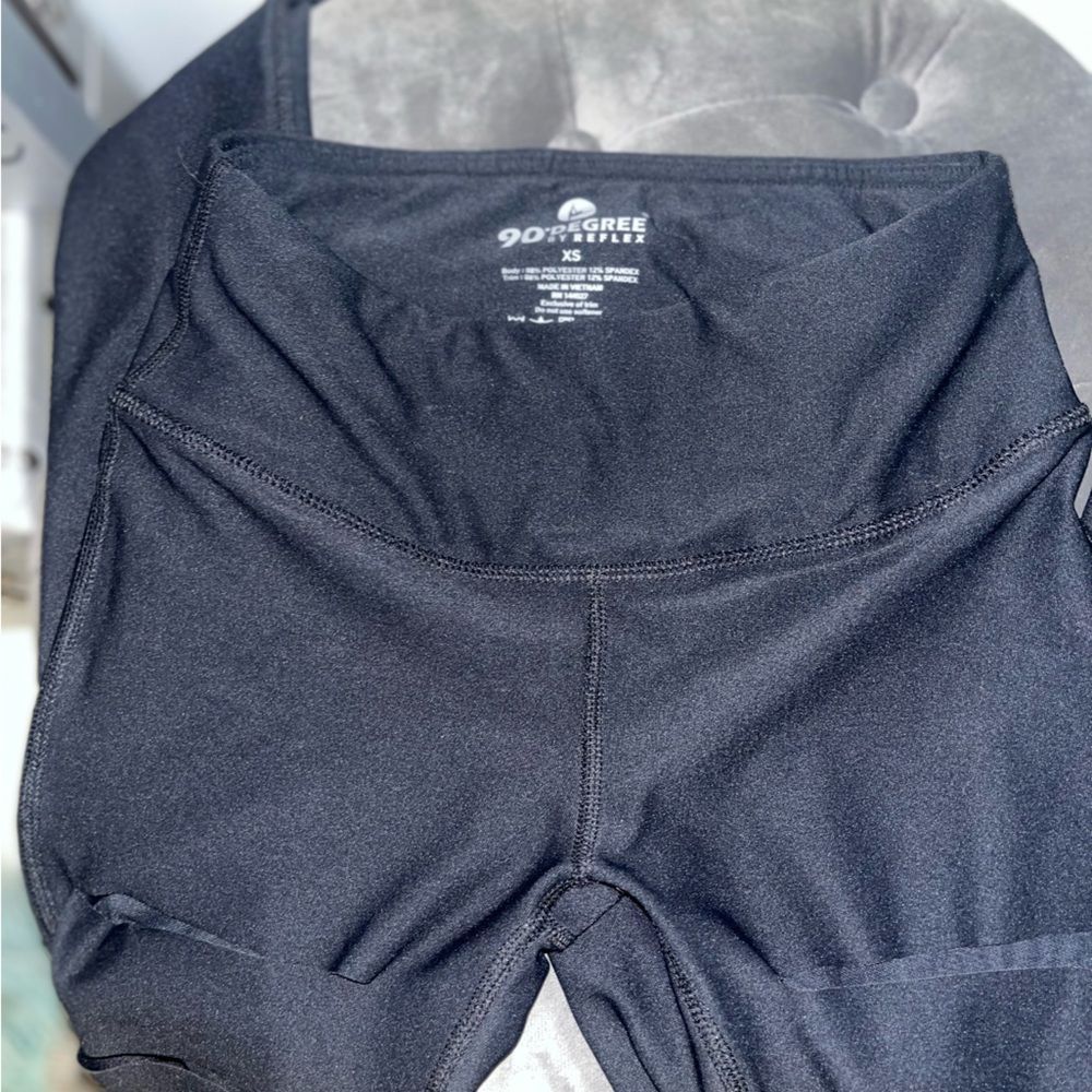 XS SMALL BLACK RIPPED LEGGINGS BRAND NEW